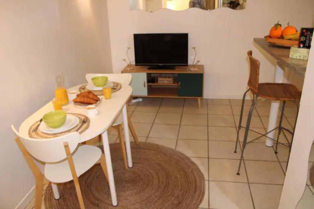 The Garden, Proche Bord De Loire Apartment Orleans Exterior photo
